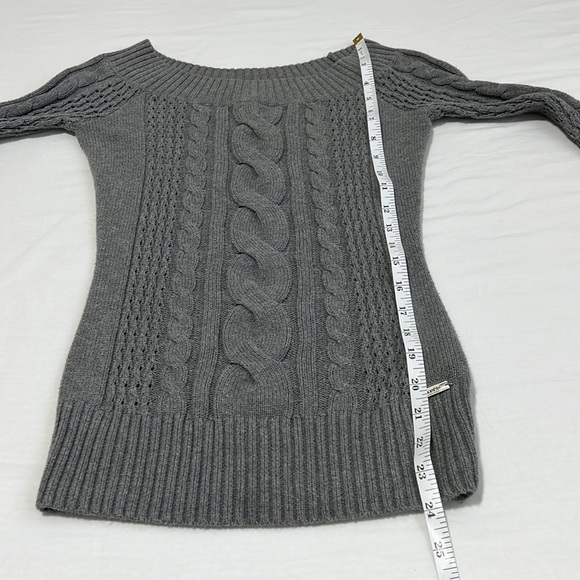 Guess Gray Knit Off the Shoulder Long-Sleeve Sweater - Picture 6 of 10